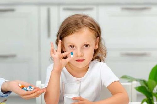Bổ sung canxi có làm tăng chiều cao của trẻ, bao nhiêu là đủ?