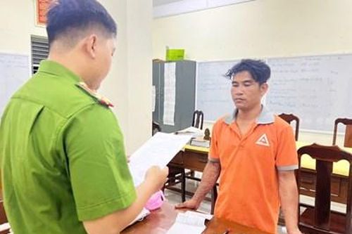 Khởi tố, bắt tạm giam đối tượng trộm tài sản ở siêu thị Điện Máy Xanh