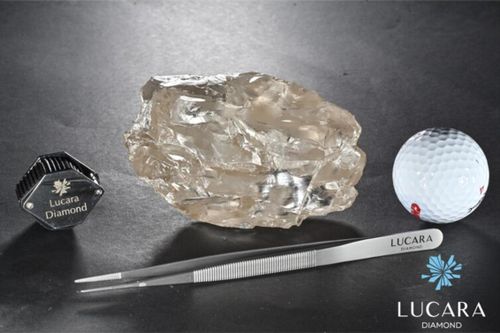 Phát hiện viên kim cương 2.492 carat ở Botswana