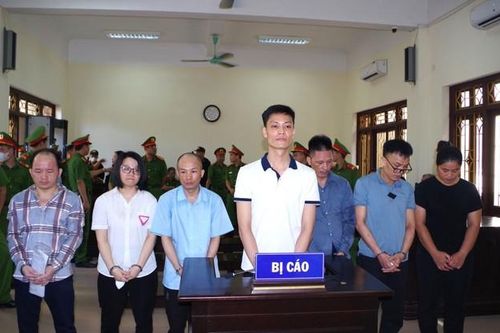 Vận chuyển trái phép hơn 23kg ma túy xuyên Việt, 3 bị cáo lĩnh án tử hình