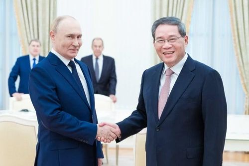 Thủ tướng Trung Quốc kêu gọi hợp tác trong các lĩnh vực mới với Nga