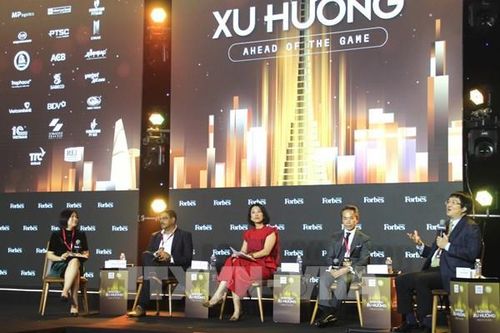 Chuyên gia bàn chiến lược đón đầu xu hướng kinh doanh trong 12 tháng tới