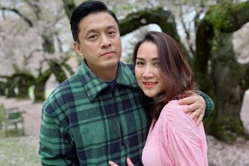 Lam Trường cưới nữ khán giả kém 17 tuổi làm vợ, có gì đặc biệt sau 10 năm sống chung?