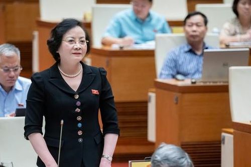 Đến 2030, giải quyết dứt đểm 21.800 cán bộ, công chức dôi dư ở cấp huyện, xã và cán bộ không chuyên trách