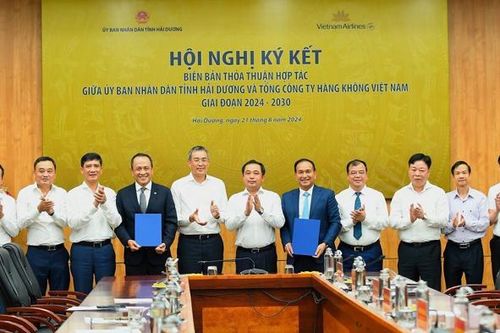 Hải Dương và Vietnam Airlines hợp tác về đầu tư, thương mại, du lịch, hàng không