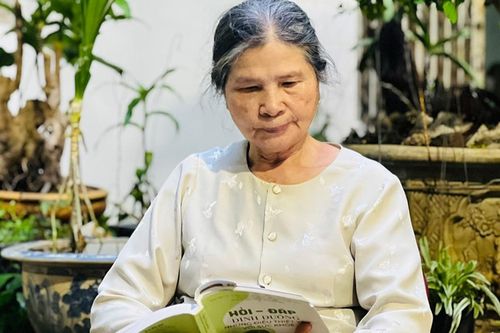 U80 vẫn mê đọc sách