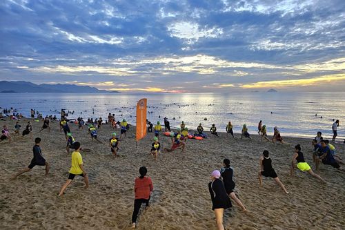 Ngày 25-8: Sẽ diễn ra giải bơi SeaStar Nha Trang Bay