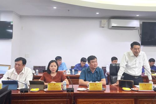 Đoàn công tác tỉnh Khánh Hòa trao đổi, học tập kinh nghiệm tại tỉnh Vĩnh Long