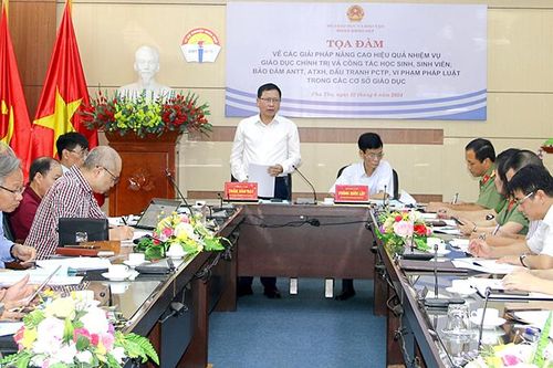 Tọa đàm về các giải pháp nâng cao hiệu quả nhiệm vụ giáo dục chính trị và công tác học sinh, sinh viên