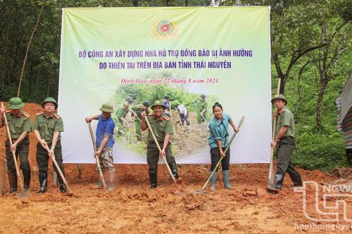 Bộ Công an khởi công xây dựng nhà cho các hộ bị thiên tai tại Thái Nguyên