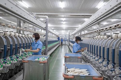 Công ty cổ phần Đầu tư và Thương mại Lam Giang: Nỗ lực đào tạo và thu hút lao động