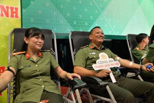 Khởi động hành trình 'Giọt máu nghĩa tình' năm 2024 của Công an Thủ đô