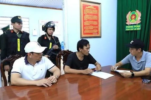 Đồng Nai: Bắt 'Quý đen', trùm bảo kê trên sông Thị Vải