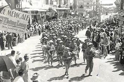 Bài tham dự Cuộc thi viết 'Kỷ niệm 70 năm Giải phóng Thủ đô: Ký ức tự hào'Từ chiến trường Điện Biên Phủ về Thủ đô Hà Nội