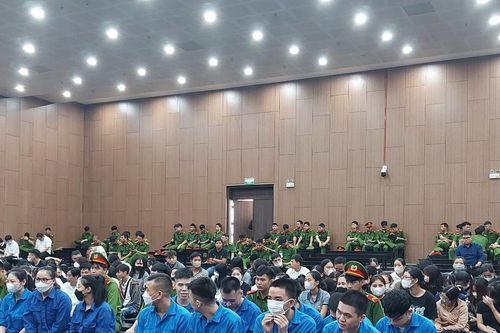 Xét xử 135 bị cáo trong đường dây cho vay nặng lãi