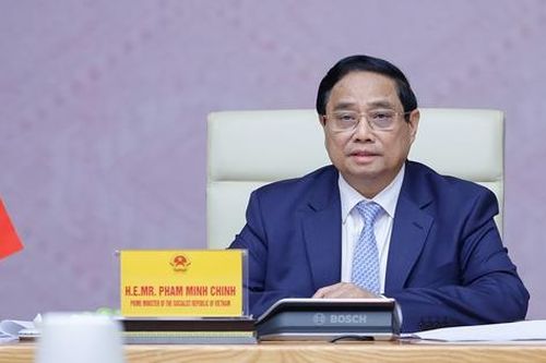 Phụ nữ đóng vai trò trung tâm, chủ thể trong xây dựng và phát triển nền kinh tế chăm sóc*