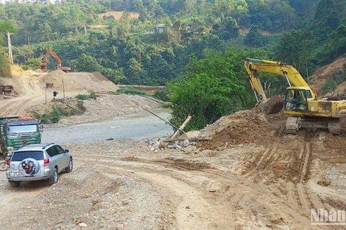 Quan tâm tình hình 'sức khỏe' của doanh nghiệp Cao Bằng