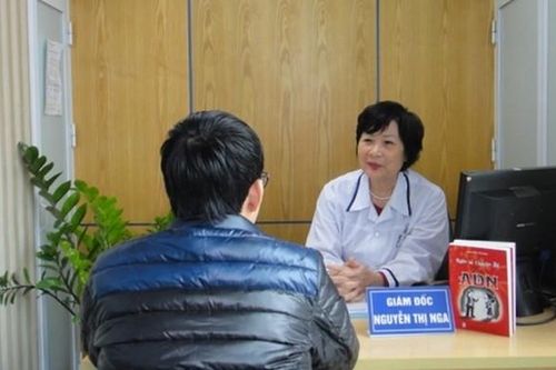 Người đàn ông xét nghiệm ADN, không biết đứa trẻ là 'con' hay 'em'