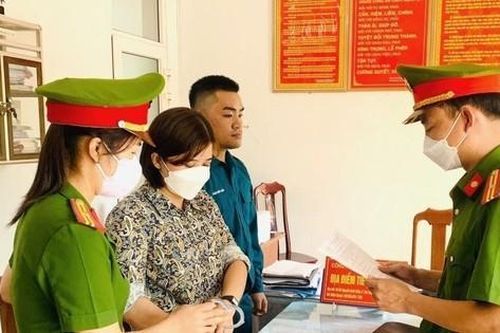 Vợ chồng cựu kế toán trung tâm Y tế lĩnh 21 năm tù về tội lừa đảo