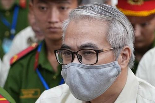 Đang tuyên án 'đại án đăng kiểm'