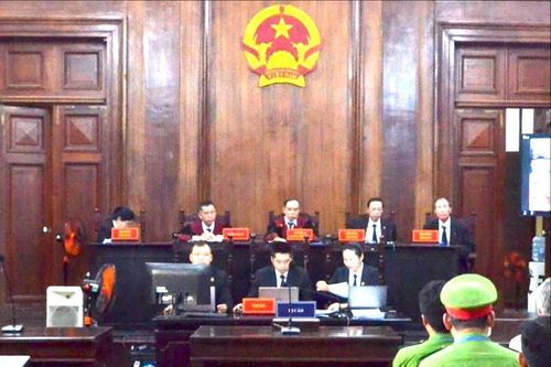 Phiên tòa xét xử đại án đăng kiểm kết thúc sớm hơn so với dự kiến