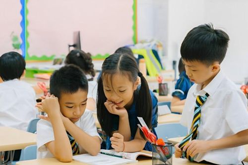 Trung Quốc cải thiện tình trạng 'học tiếng Anh để thi' như thế nào?
