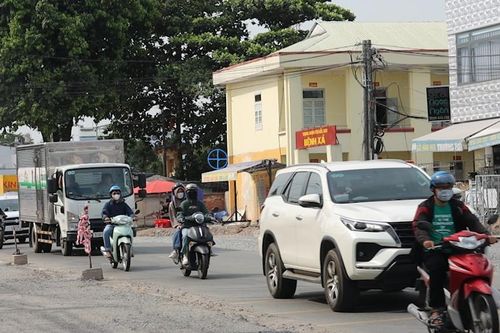 Cận cảnh đường Đỗ Xuân Hợp hơn 800 tỷ đồng, sẽ đồng bộ với cầu Nam Lý
