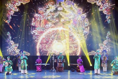Mỗi nghệ sĩ, một sứ giả văn hóa