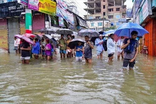 Lũ lụt nghiêm trọng tại Bangladesh và Ấn Độ, nhiều người thiệt mạng