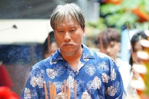Bất ngờ với ngoại hình của Kiều Minh Tuấn, chuyện gì đây?