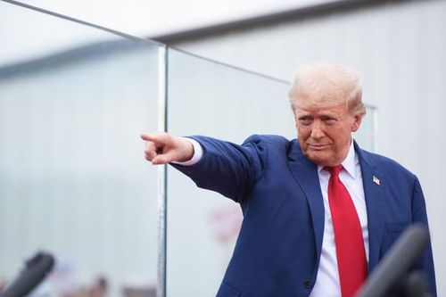 Cảnh sát truy lùng nghi phạm 'dọa giết' ông Trump