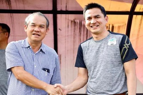 Bầu Đức vừa có quyết định lịch sử cho Học viện HAGL