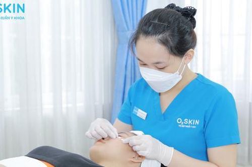 Hành trình 'tạm biệt' mụn ẩn nhờ hiểu rõ nguyên nhân của bạn nữ sinh 2K