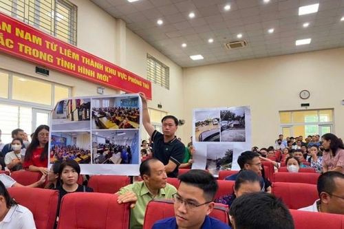 Phụ huynh 'vây' Trường Tiểu học Tây Mỗ 3: Tiếp tục lùi thời gian công bố tiếp nhận học sinh