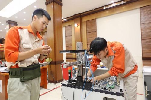 Mức hỗ trợ đào tạo trình độ sơ cấp 10 năm chưa được điều chỉnh