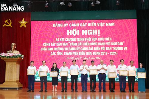 Sơ kết Chương trình phối hợp thực hiện công tác dân vận 'Cảnh sát biển đồng hành với ngư dân'