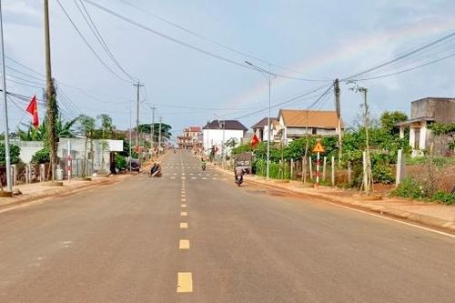 Lan tỏa phong trào hiến đất làm đường trong vùng đồng bào DTTS Ka Ming