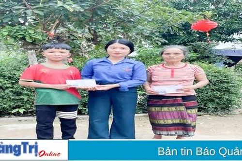 Gặp nữ 'thủ lĩnh' đoàn miền sơn cước