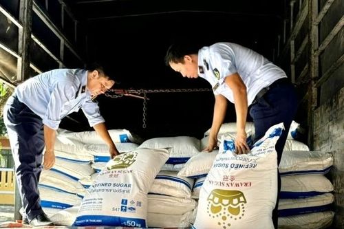 Phú Yên: Làm rõ dấu hiệu vi phạm của 16 tấn đường cát do Thái Lan sản xuất