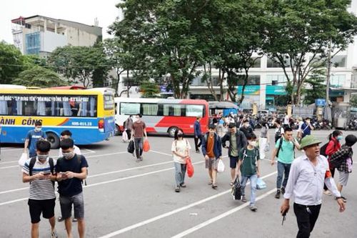 Quản lý xe hợp đồng: Nhiều giải pháp mà vẫn khó... quản