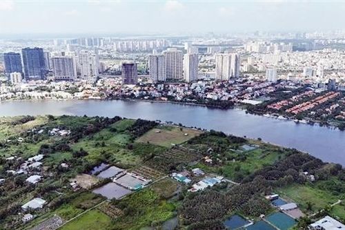 Những khu dân cư như ở vùng quê giữa lòng thành phố