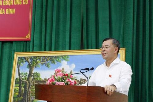 Tổng Kiểm toán nhà nước Ngô Văn Tuấn tiếp xúc cử tri huyện Ngọc Hồi (Kon Tum)