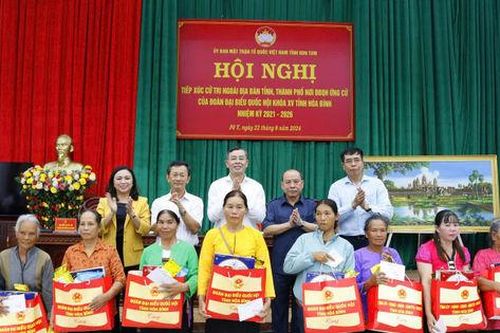 Hình ảnh Tổng Kiểm toán nhà nước Ngô Văn Tuấn và Đoàn công tác tiếp xúc cử tri huyện Ngọc Hồi, tỉnh Kon Tum