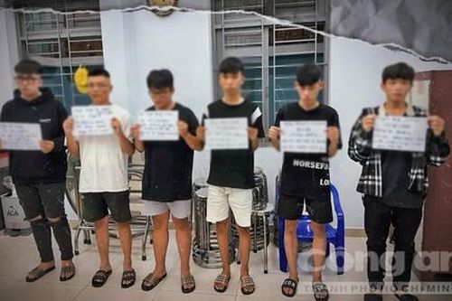 TPHCM: Khởi tố nhóm 'quái xế' so kè tốc độ trên đường Phạm Văn Đồng