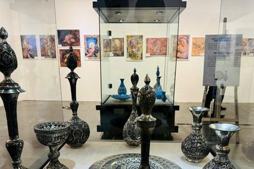 Chiêm ngưỡng nghệ thuật thủ công Iran tại Bảo tàng Hà Nội