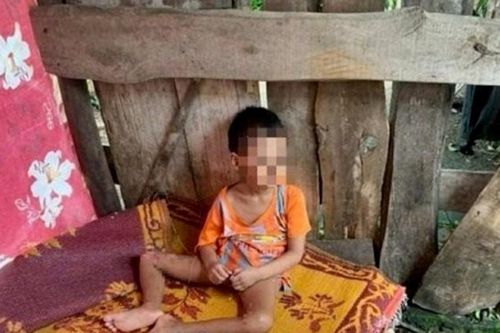 Nghệ An: Cháu bé ở một mình trong lán trại đã được đưa đi bệnh viện chữa trị