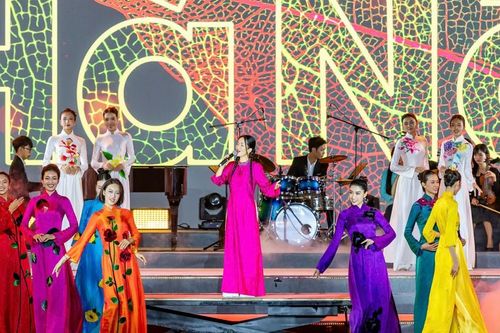 Đạo diễn Phạm Hoàng Giang khắc họa thành công 'Dấu son Hà Nội' tại TP Hồ Chí Minh