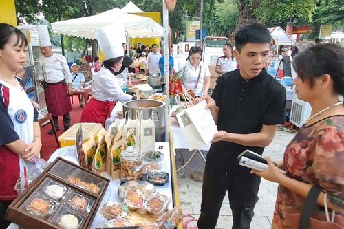 Du khách có thêm cơ hội thưởng thức các 'Thức quà Hà Nội'