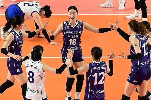 Tin nóng thể thao sáng 24/8: Ứng viên vô địch bóng chuyền VTV Cup khiêm tốn, ngôi sao mâu thuẫn với Ten Hag muốn rời MU