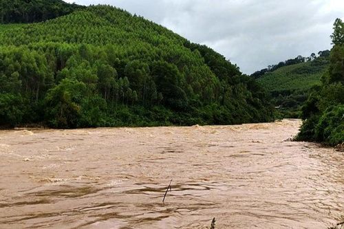 Lũ trên sông Cầu và sông Thương đang lên, cảnh báo ngập lụt vùng trũng thấp